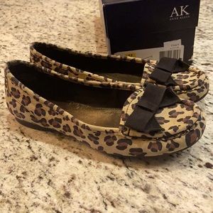 Anne Klein leopard flats, size 6 1/2
